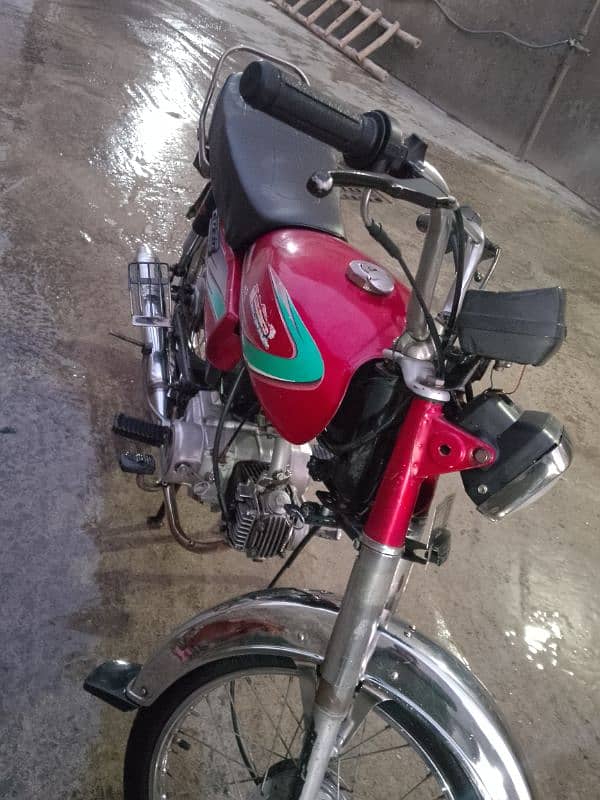 honda CD 70 in reasonable price 4