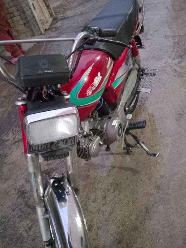 honda CD 70 in reasonable price 5