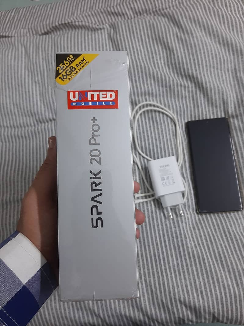 Tecno Spark 20 Pro Plus 8