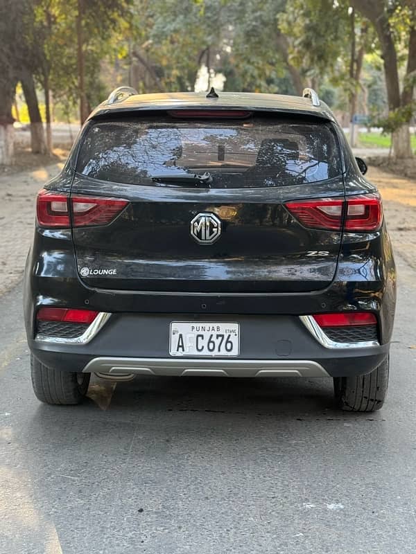 MG ZS 2021 7