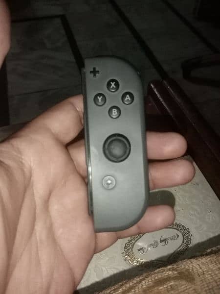 Nintendo switch right joycon 0