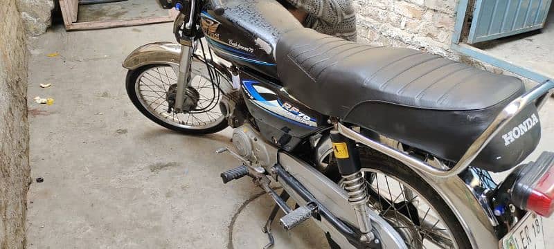 Road prince motorcycle 03004257312 contact number 5