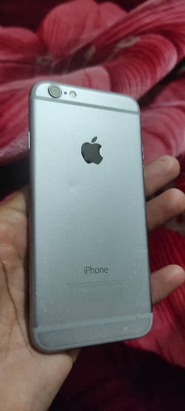 iPhone 6 / 64GB 1