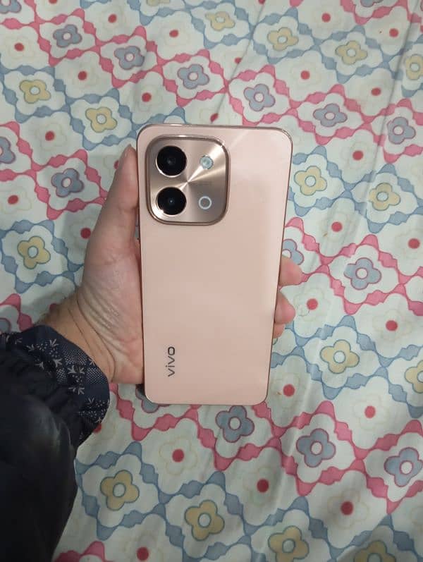 vivo y28 Ram 8+8 storage 128 3