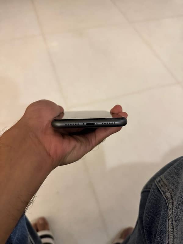 iphone 11 128gb PTA APPROVED 4