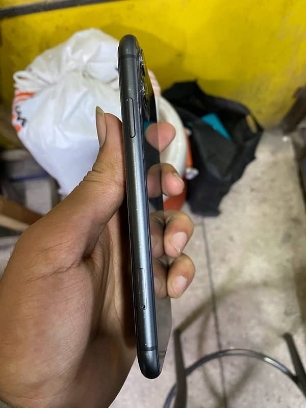 iPhone 11 non pta 1