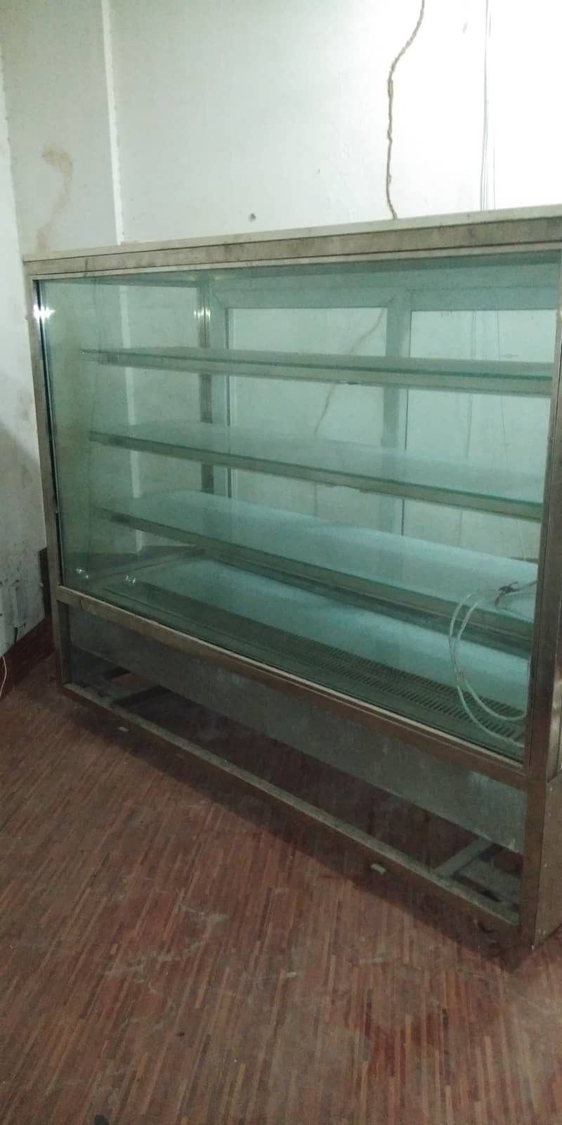 bakery counter / cake counter / sweets counters / chiller display cou 2