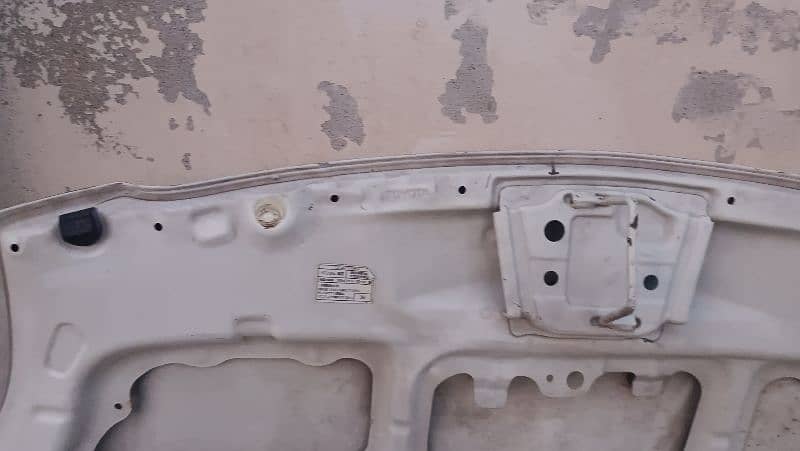 vitz 2005/7 white bonat 7