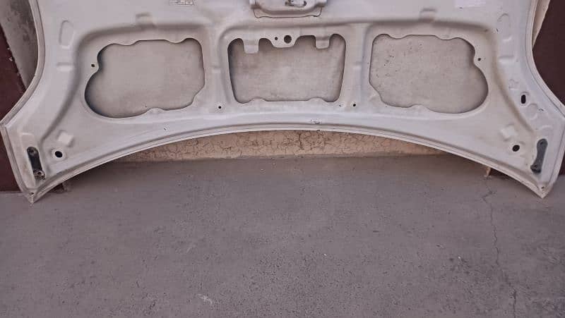 vitz 2005/7 white bonat 11