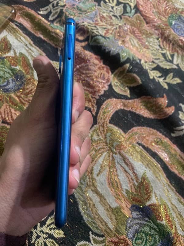 Huawei p20 lite blue with Box 9