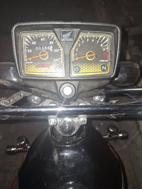 *Honda  CG 125 ( Model  2025)  Total Genuine* 2