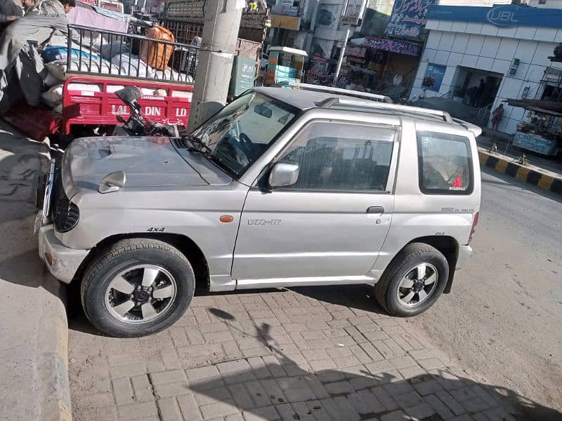 Mitsubishi Pajero Mini 1996 6