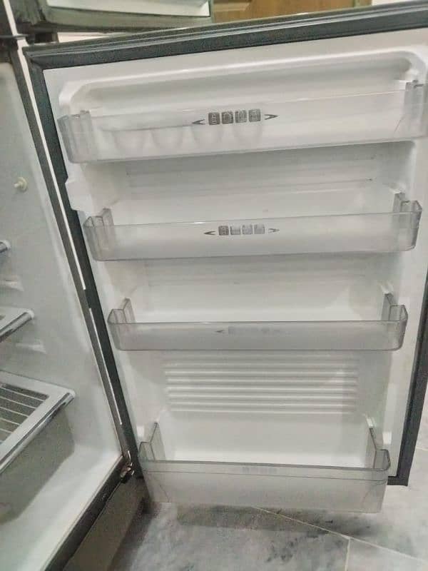 Dawlence Refrigerator (Model No: 9170WB Mono plus) 1