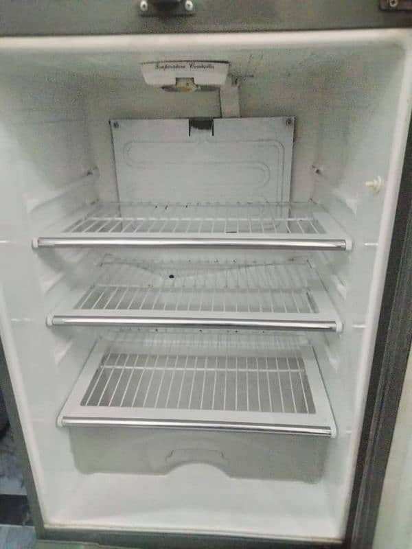 Dawlence Refrigerator (Model No: 9170WB Mono plus) 3