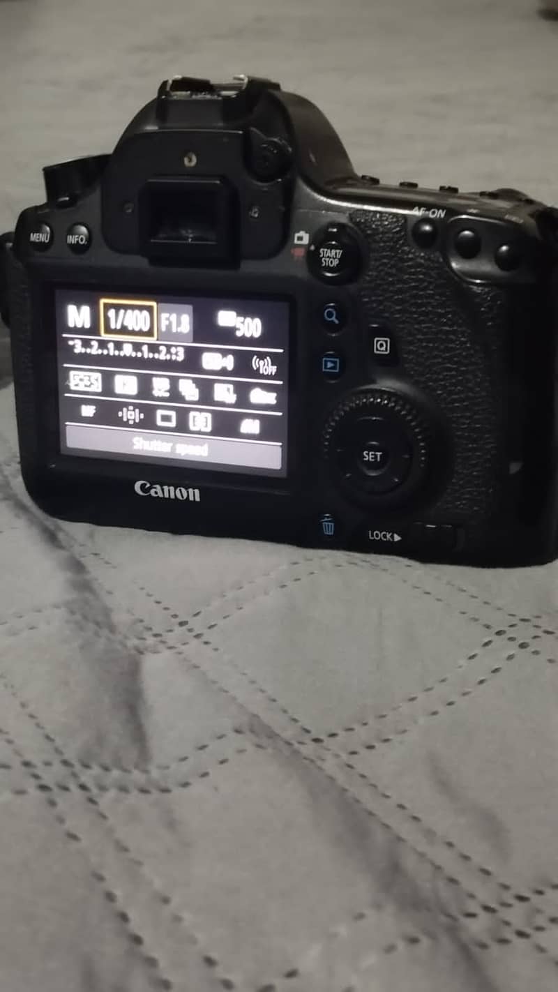 Canon 6d with lens 50mm 1.8 0