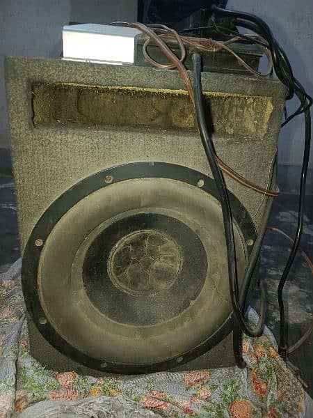 Amplifier and bass tube for sale 4