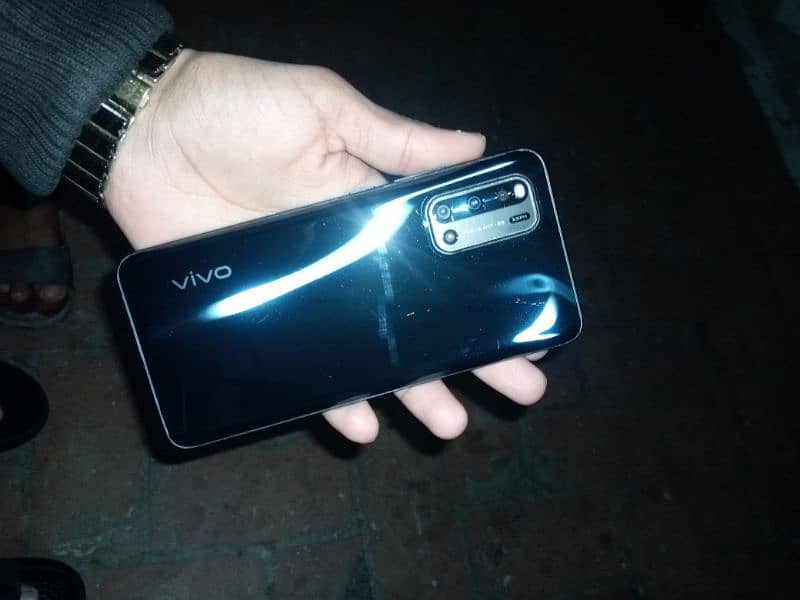 Vivo v19 for sale with box 0