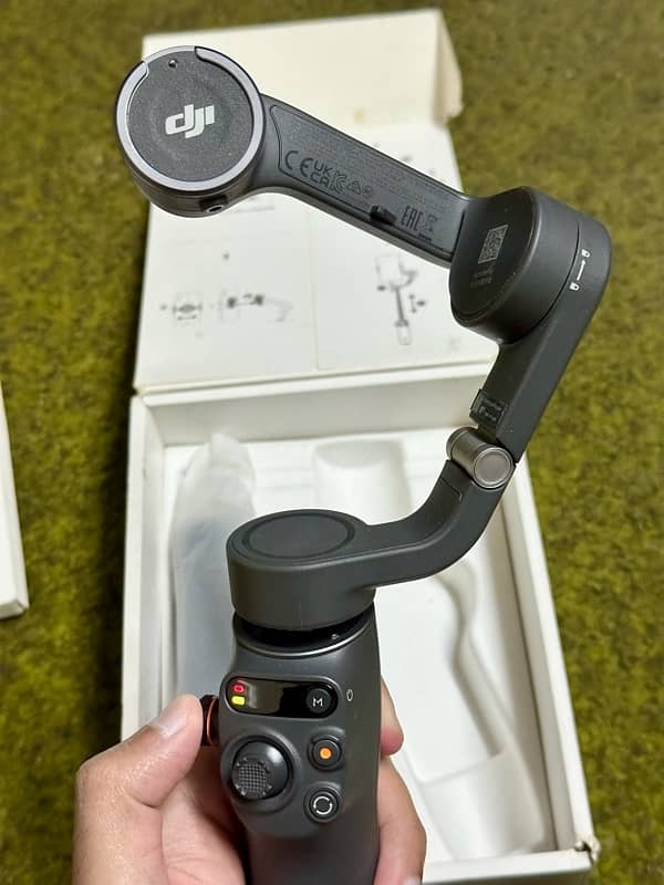 DJ Osmo Mobile 6 Gimbal 2