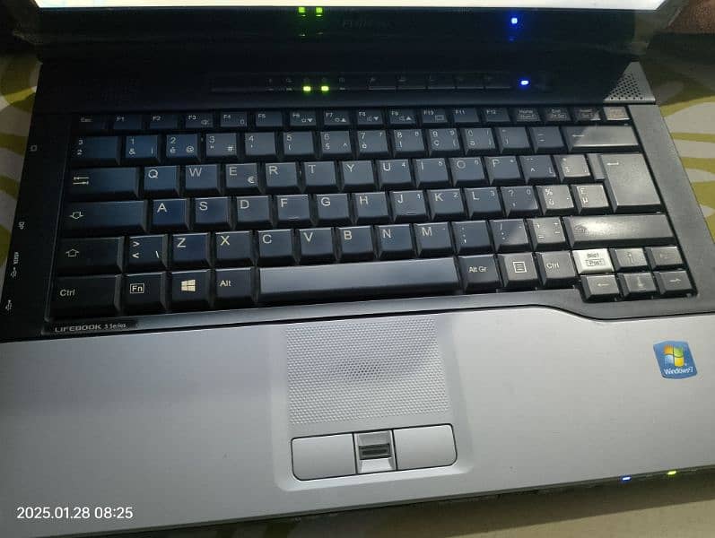 LAPTOP FOR SELL 3