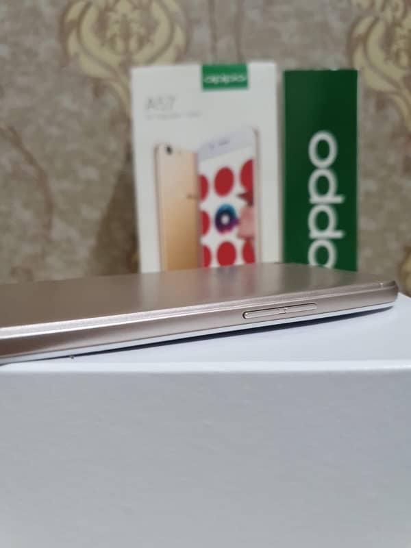 Oppo A57 4/64gb 10/10 PTA approved with full box 2