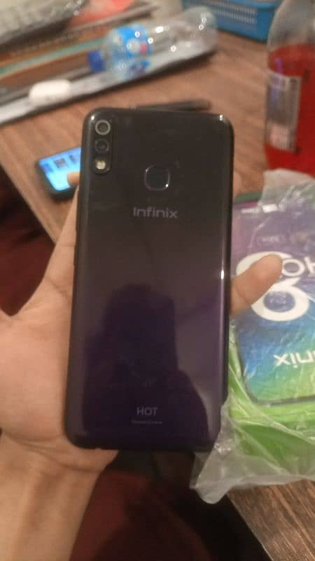 infinix hot 8 lite 1