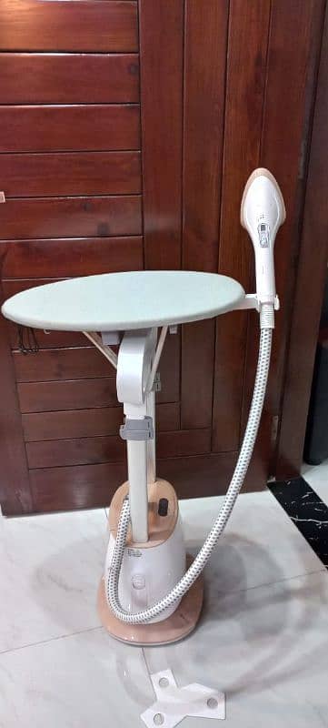 Steam Iron - Garment Steamer 10/10 3