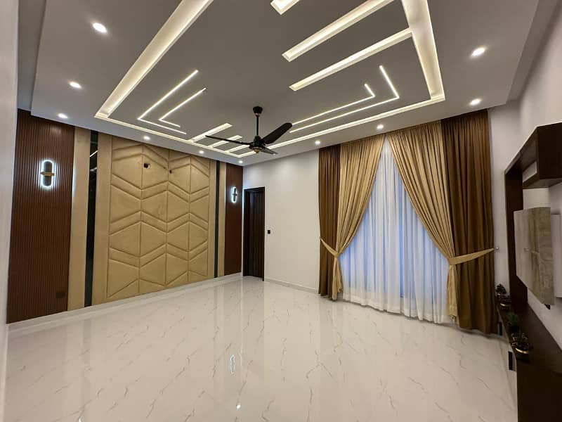 1 Kanal Brand New Luxury Lower Portion Available For rent In Nishtar Block Bahria Town Lahore 8