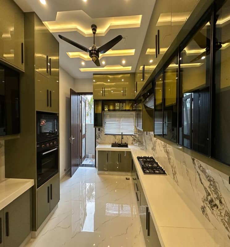 1 Kanal Brand New Luxury Lower Portion Available For rent In Nishtar Block Bahria Town Lahore 16