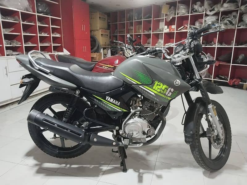 Yamaha ybr G 125 3