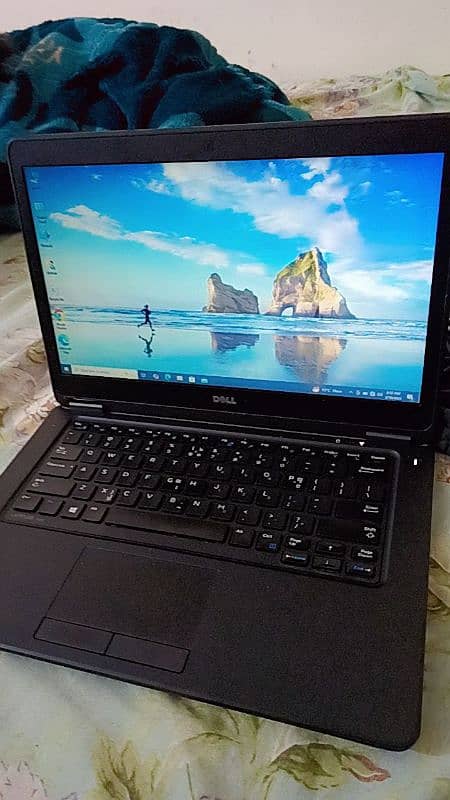 Dell laptop 5th Generation 3