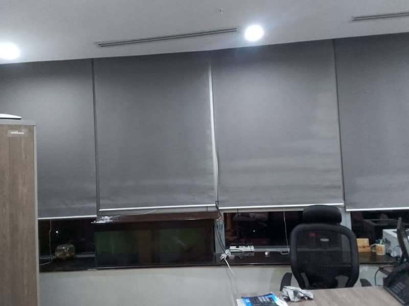 Window Blinds (Roller Black out Blind) 12