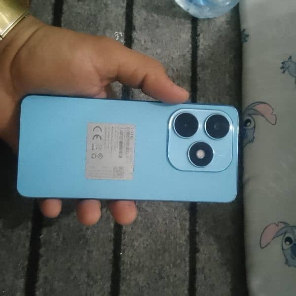 Tecno spark 20 for sale 8,256 gb 1