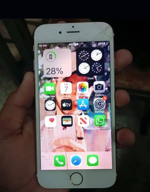 iPhone 6s pta approved 16GB condition 10 by 8 all working phone 1