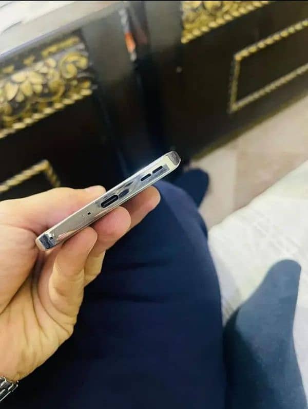 oppo reno12 5G 5