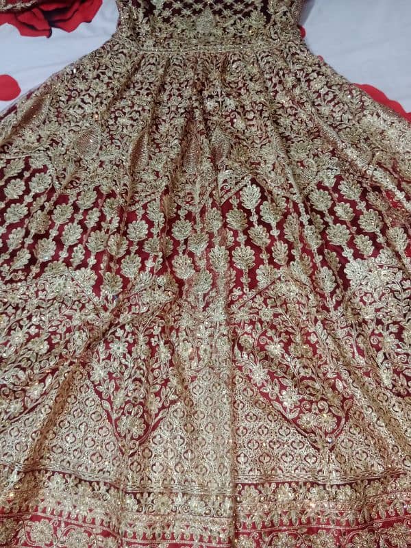 Mehroon color bridal maxi for sale 3