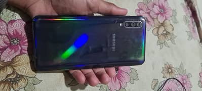 I'm selling my samsung A50