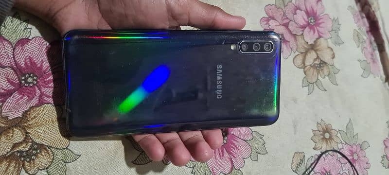 I'm selling my samsung A50 0