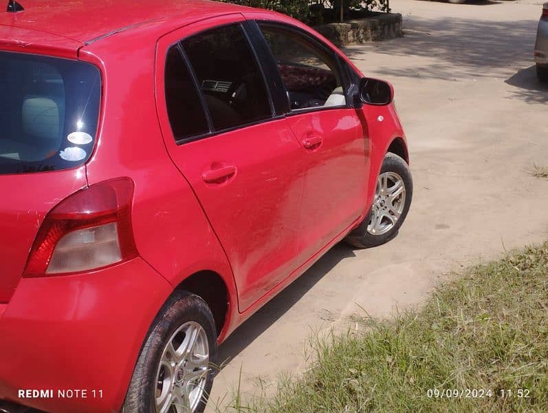 Toyota Vitz 2006 3