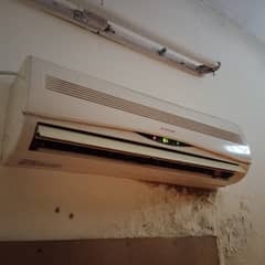 Singer Split AC