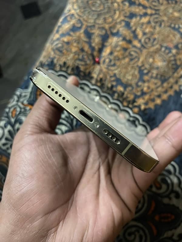 iPhone 12 Pro Max 128gb Zong sim working 4