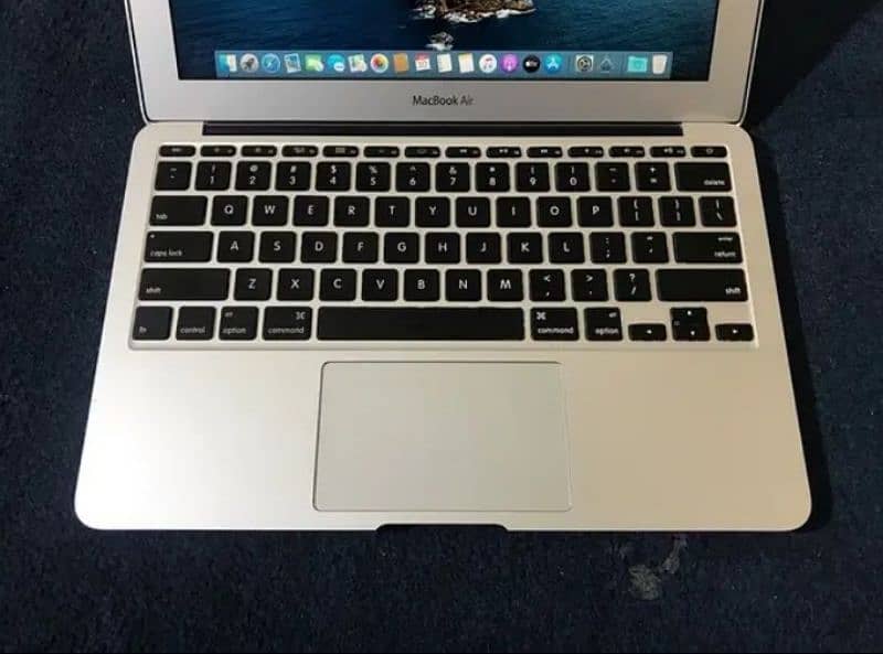 MacBook Air Apple  8GB/128GB 5