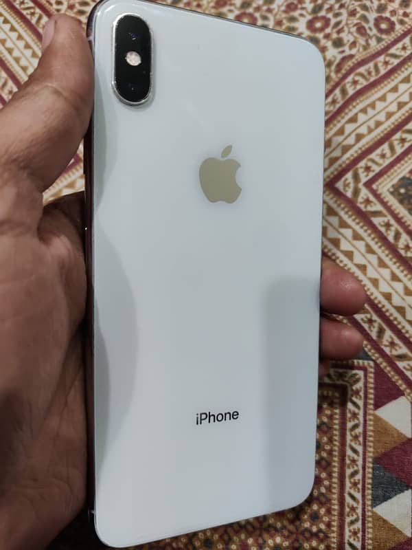 iphone Xs max 64GB PTA 3