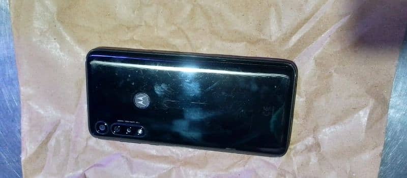 moto g power 4 64 condition 10 by 8 all ok only phone 2