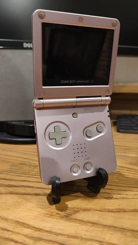 GBA SP AGS 101 (No Charger) 1