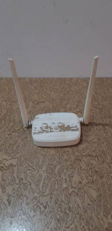 Gigabit High speed Wifi Router 300Mbps 4