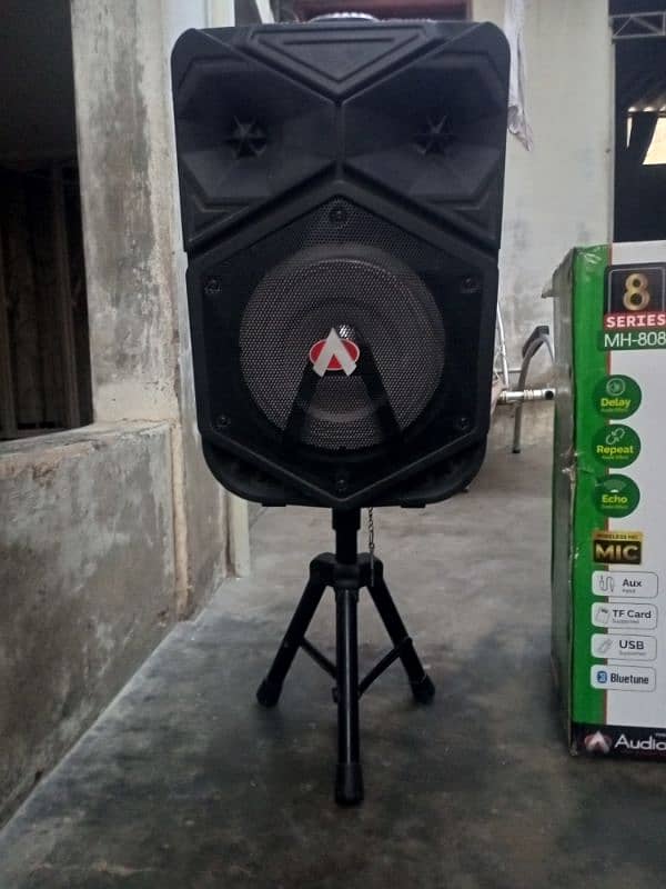 Audionic portable speaker 8 inch 1