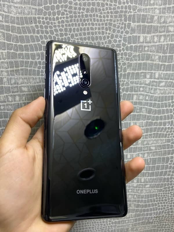 oneplus 8 pta 8/128 GB with box charger 1