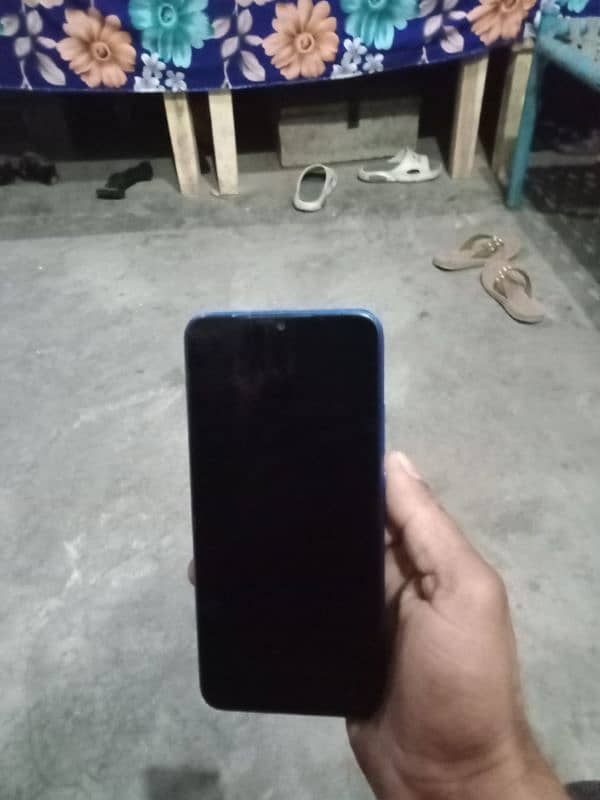 redmi 9C blue colour condition photo mein dekh sakte hain 3GB 64GB 10