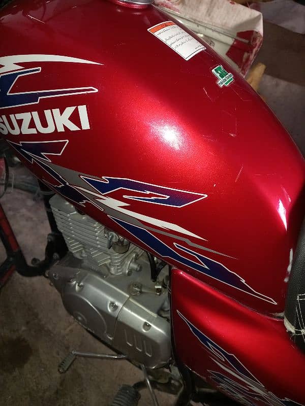 suzuki gs se 150cc peshawar nambar 10