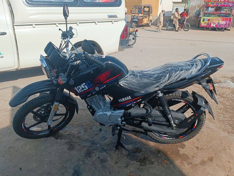 YBR 125 G 5